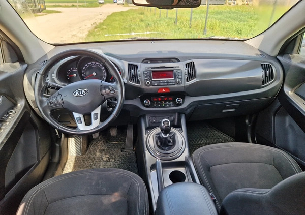 Kia Sportage cena 27500 przebieg: 276500, rok produkcji 2010 z Poznań małe 22